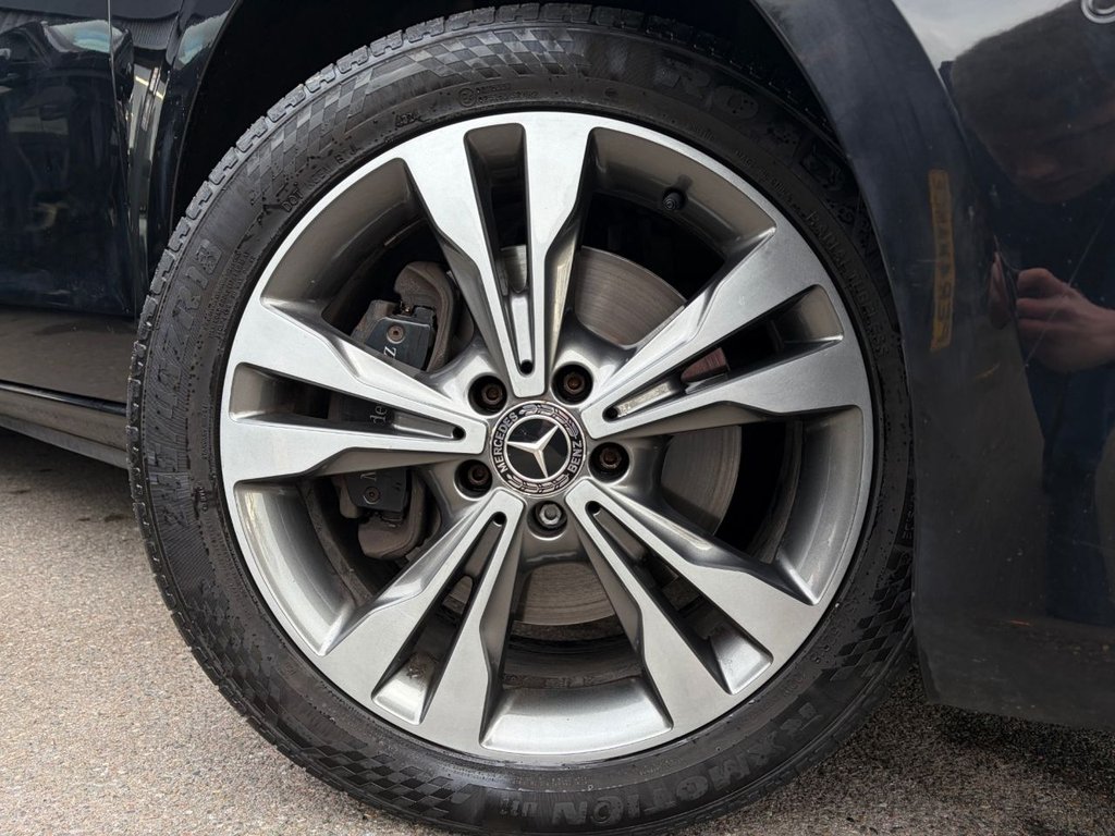 Used Mercedes-Benz V-Class 2019 for sale - 77369363: Photo 19