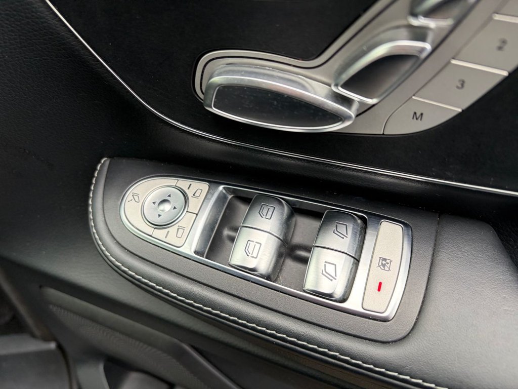 Used Mercedes-Benz V-Class 2019 for sale - 77369363: Photo 31