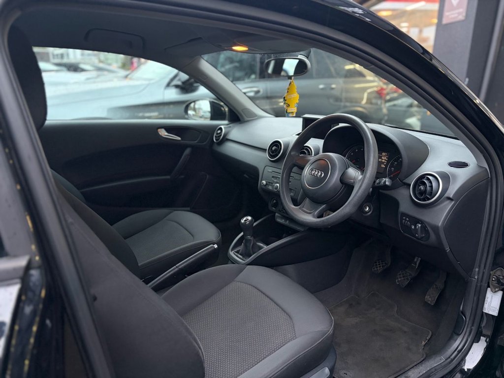 Used Audi A1 2011 for sale - 77463769: Photo 32