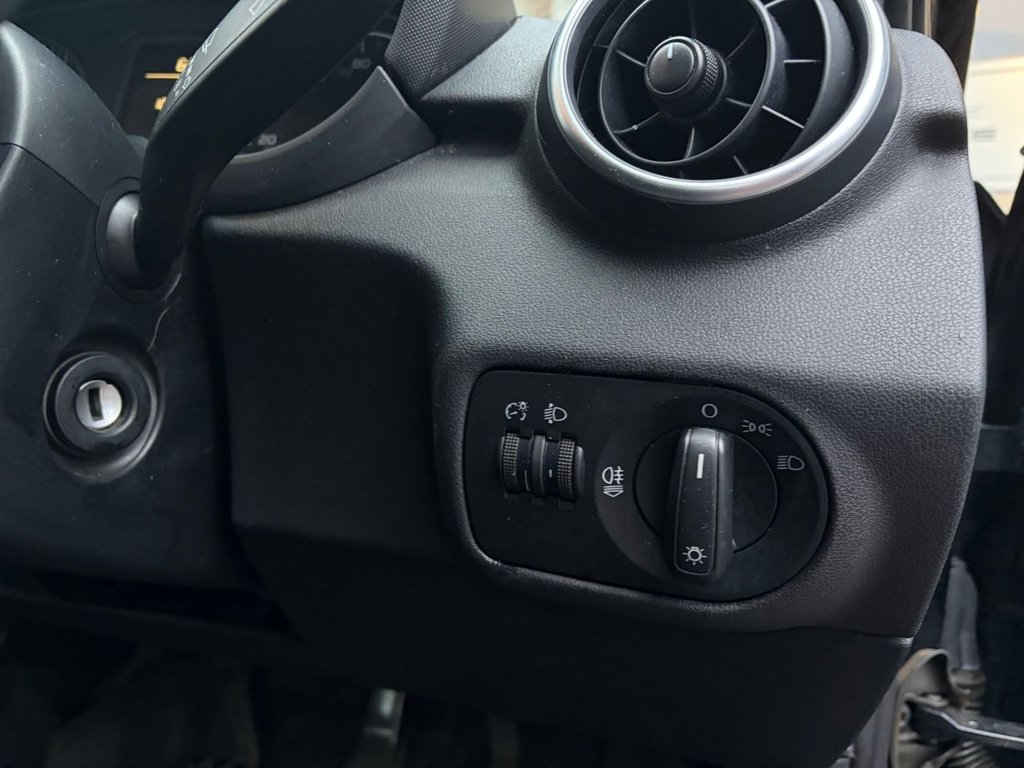 Used Audi A1 2011 for sale - 77463769: Photo 34