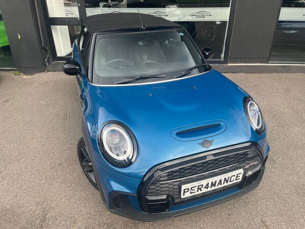 Used MINI Convertible 2021 for sale - 75998330: Photo 10