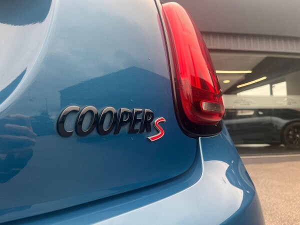 Used MINI Convertible 2021 for sale - 75998330: Photo 29