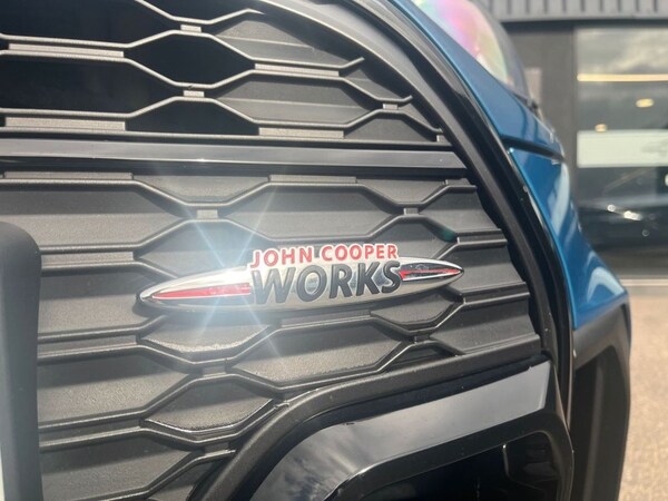 Used MINI Convertible 2021 for sale - 75998330: Photo 30