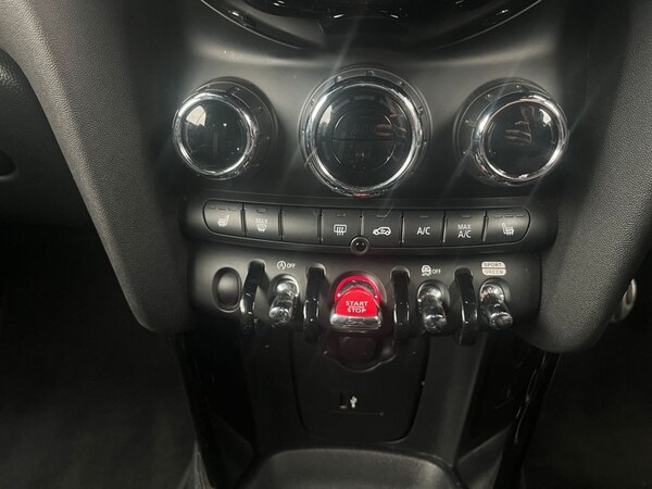 Used MINI Convertible 2021 for sale - 75998330: Photo 35