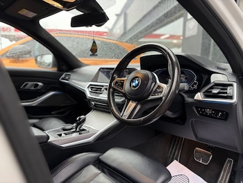 Used BMW 3 Series 2021 for sale - 77642790: Photo