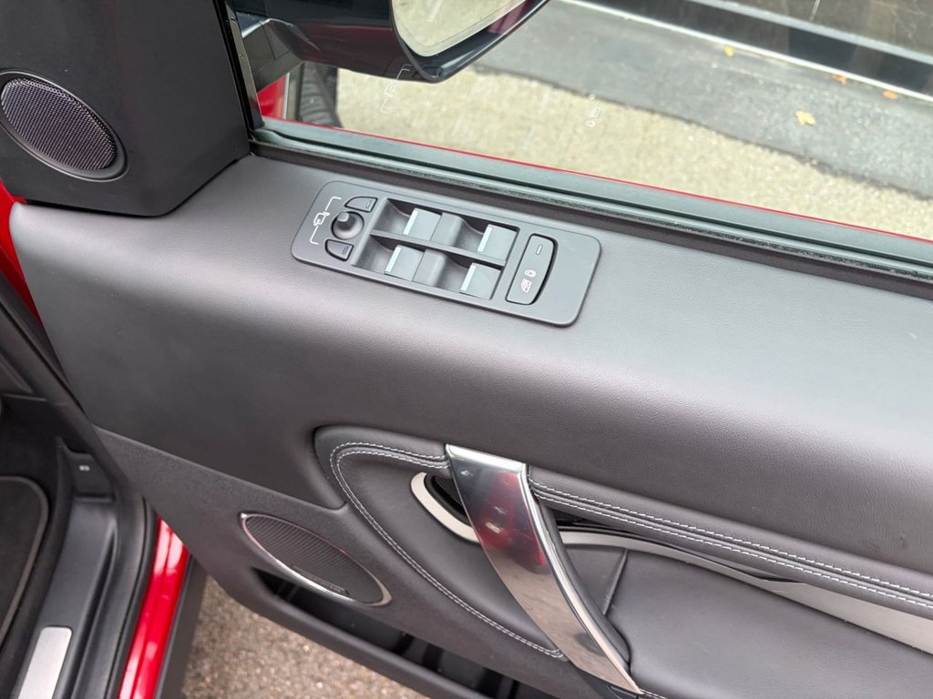 Used Land Rover Discovery Sport 2023 for sale - 76323389: Photo 37