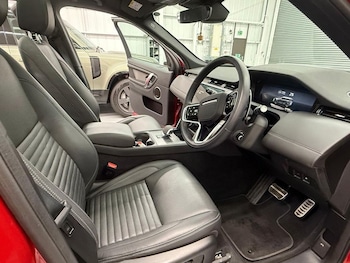Used Land Rover Discovery Sport 2023 for sale - 76323389: Photo