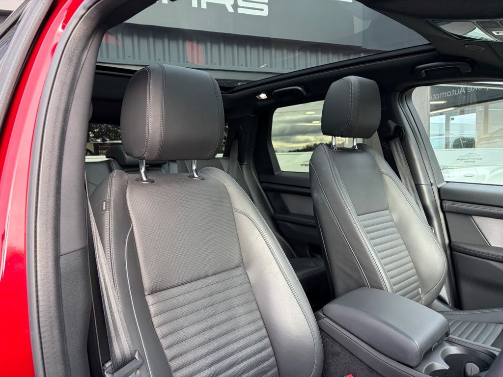 Used Land Rover Discovery Sport 2023 for sale - 76323389: Photo 5