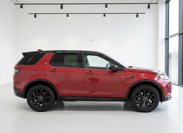 Used Land Rover Discovery Sport 2023 for sale - 76323389: Photo 7