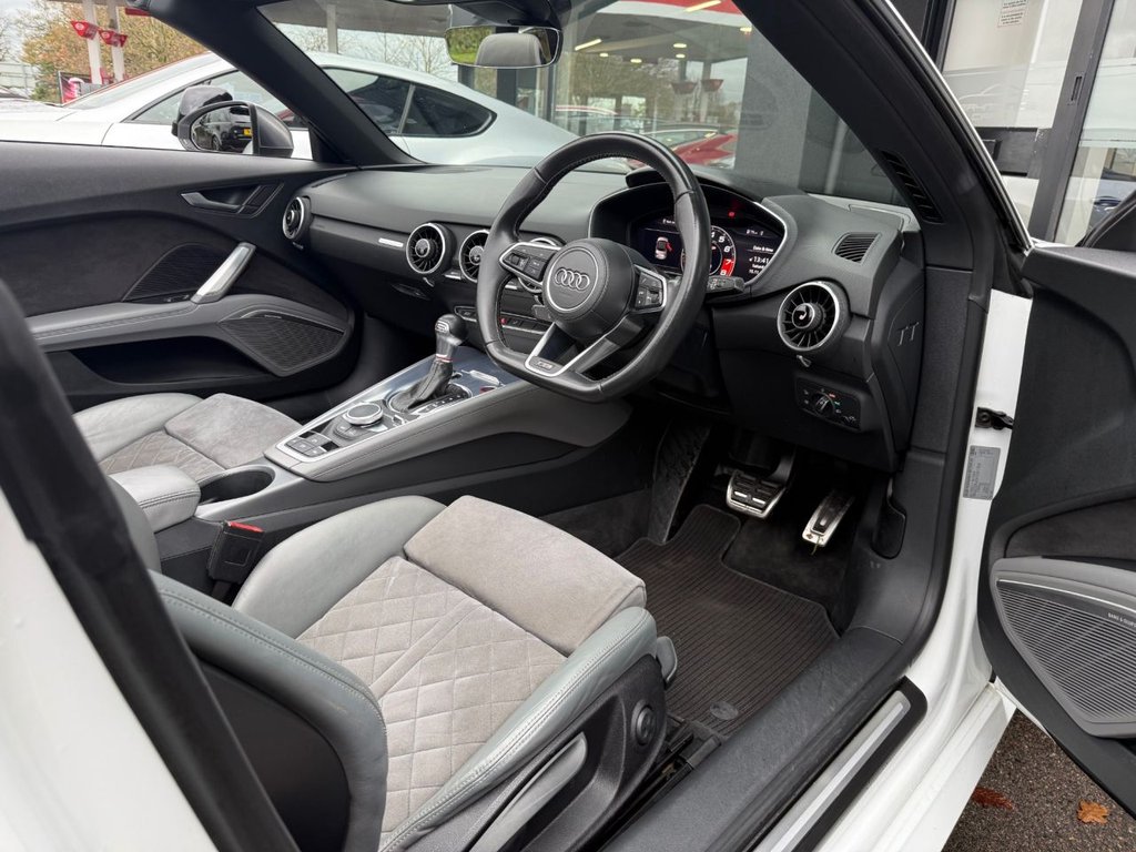 Used Audi TTS 2016 for sale - 76590880: Photo 33