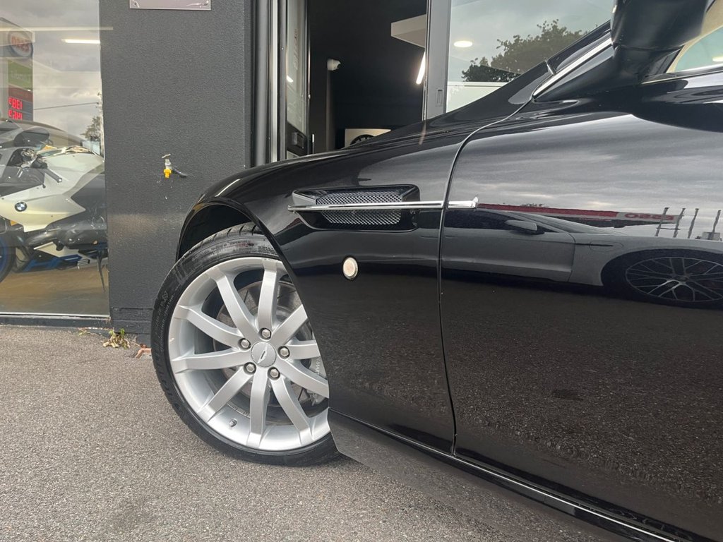 Used Aston Martin DB9 2005 for sale - 76119203: Photo 31