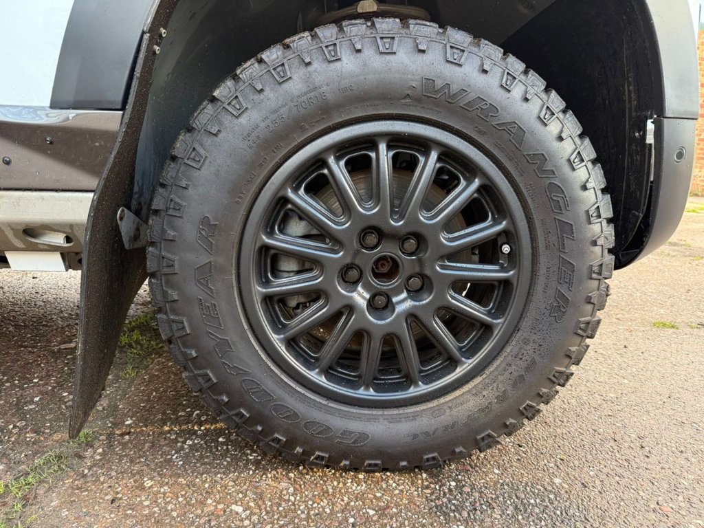 Used Land Rover Defender 2021 for sale - 78199852: Photo 25