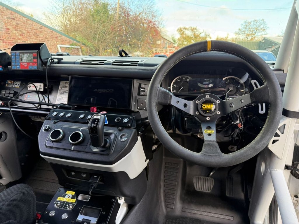 Used Land Rover Defender 2021 for sale - 78199852: Photo 42