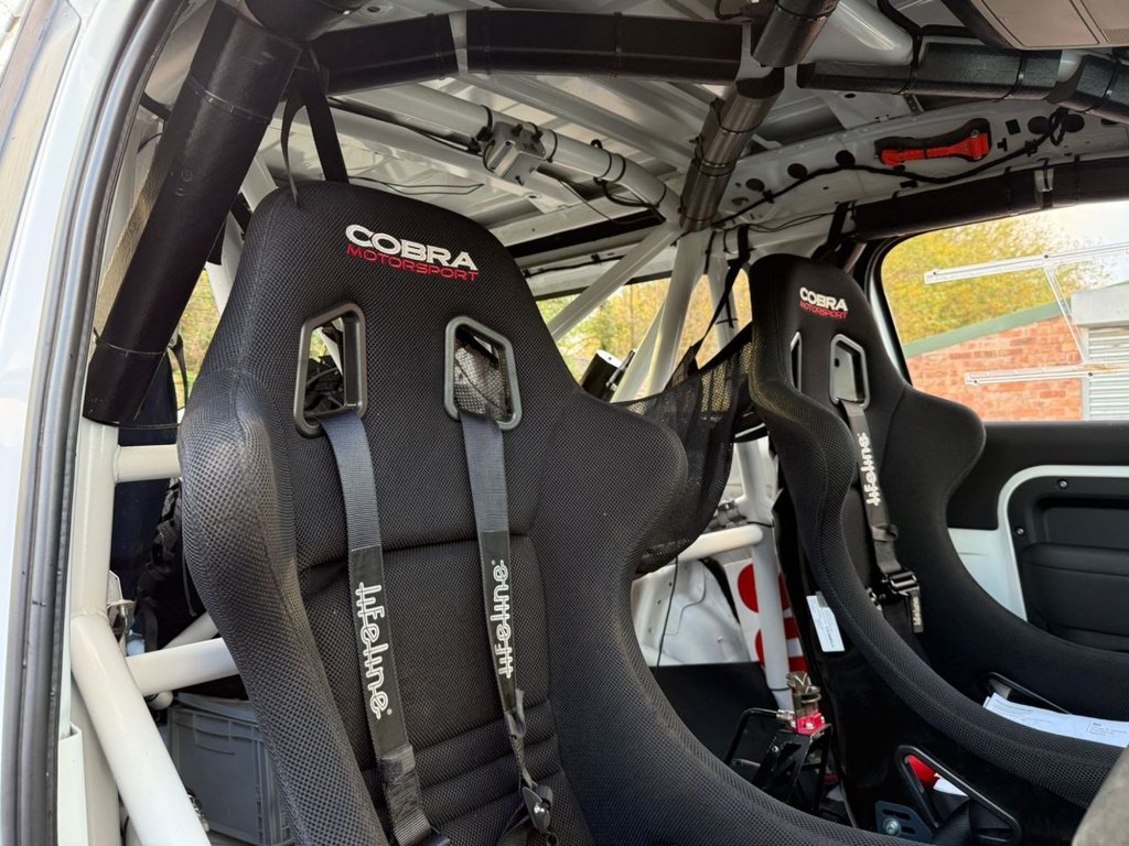 Used Land Rover Defender 2021 for sale - 78199852: Photo 45