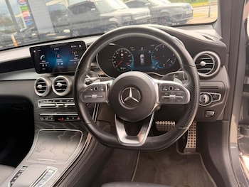 Used Mercedes-Benz GLC 2019 for sale - 78271832: Photo