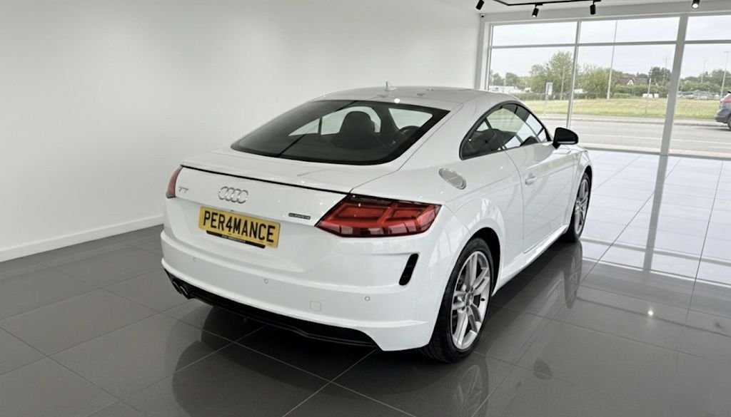 Used Audi TT 2022 for sale - 76698628: Photo 3