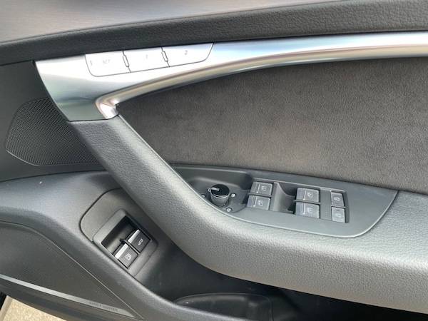 Used Audi A6 Saloon 2022 for sale - 75692821: Photo 10