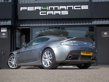Used Aston Martin Vantage 2015 for sale - 79494113: Photo