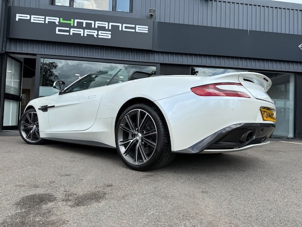Used Aston Martin Vanquish 2014 for sale - 75028725: Photo 17