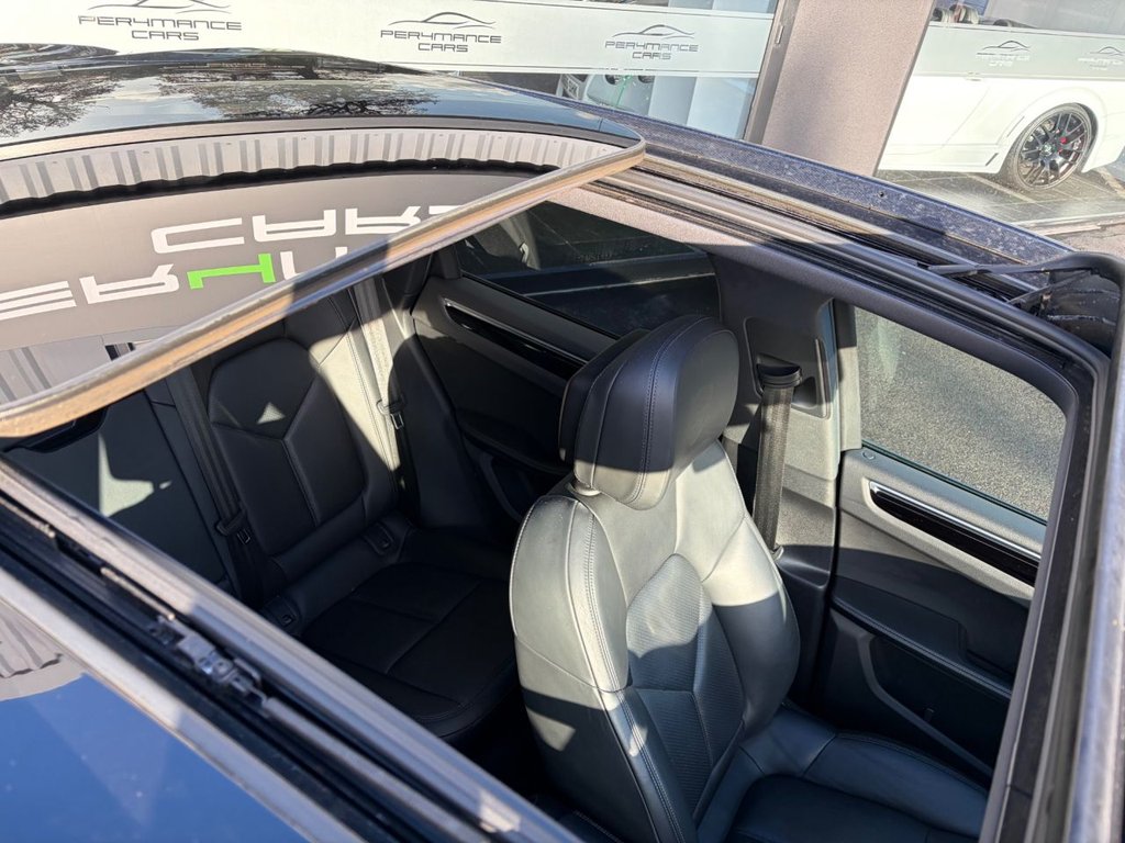 Used Porsche Macan 2019 for sale - 76883391: Photo 12