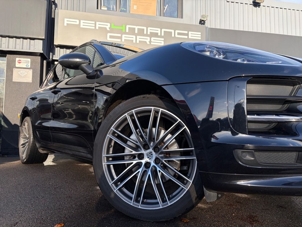 Used Porsche Macan 2019 for sale - 76883391: Photo 16