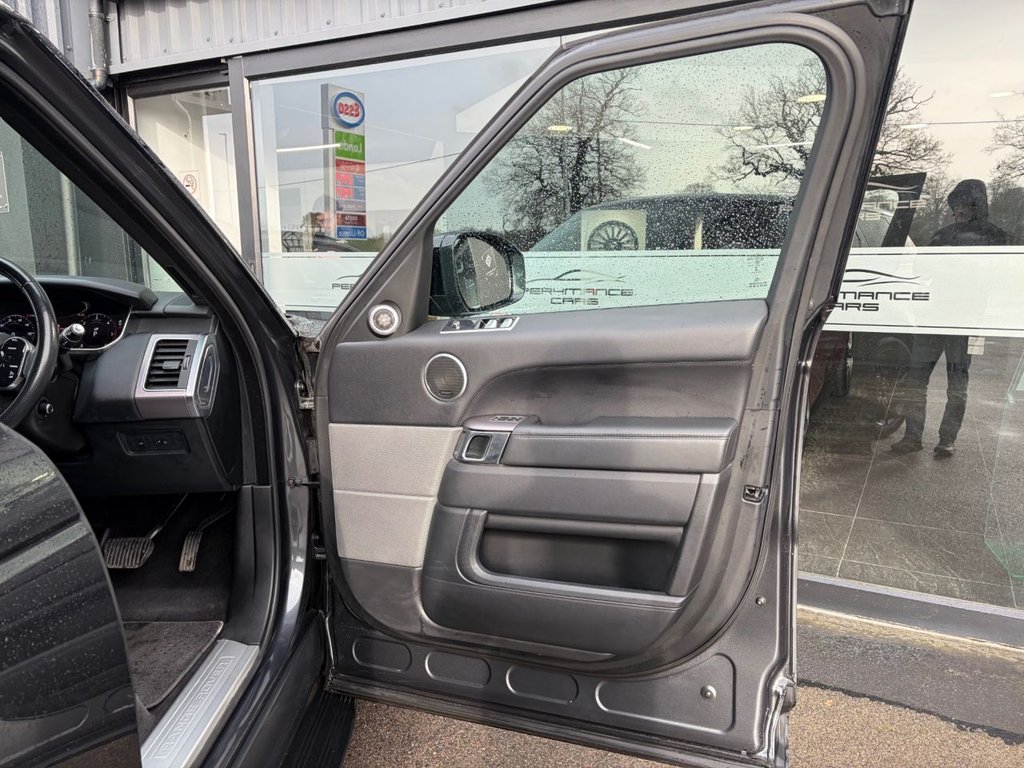 Used Land Rover Range Rover Sport 2018 for sale - 77452021: Photo 41