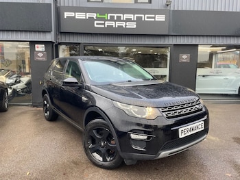 Used Land Rover Discovery Sport 2019 for sale - 76848182: Photo
