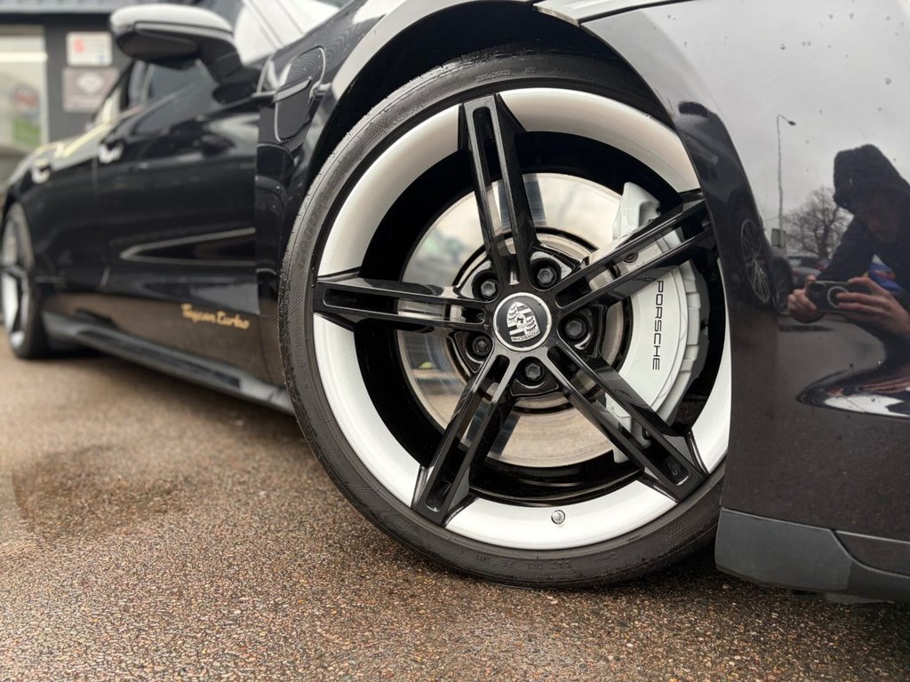 Used Porsche Taycan 2020 for sale - 77288341: Photo 3