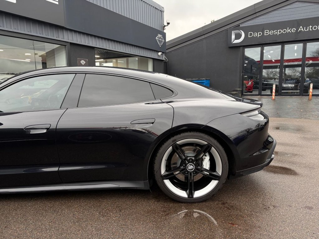 Used Porsche Taycan 2020 for sale - 77288341: Photo 34