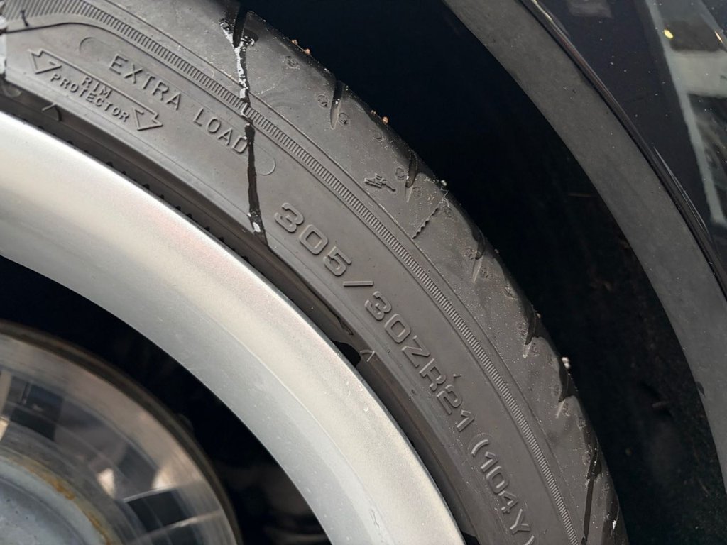 Used Porsche Taycan 2020 for sale - 77288341: Photo 35