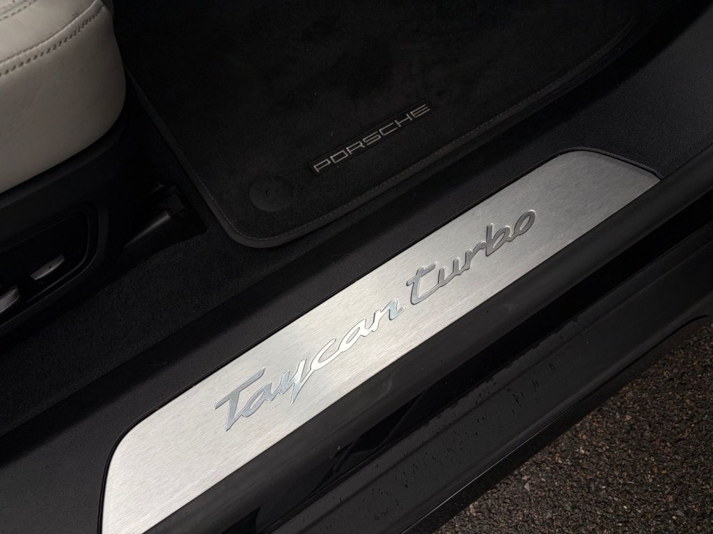 Used Porsche Taycan 2020 for sale - 77288341: Photo 39