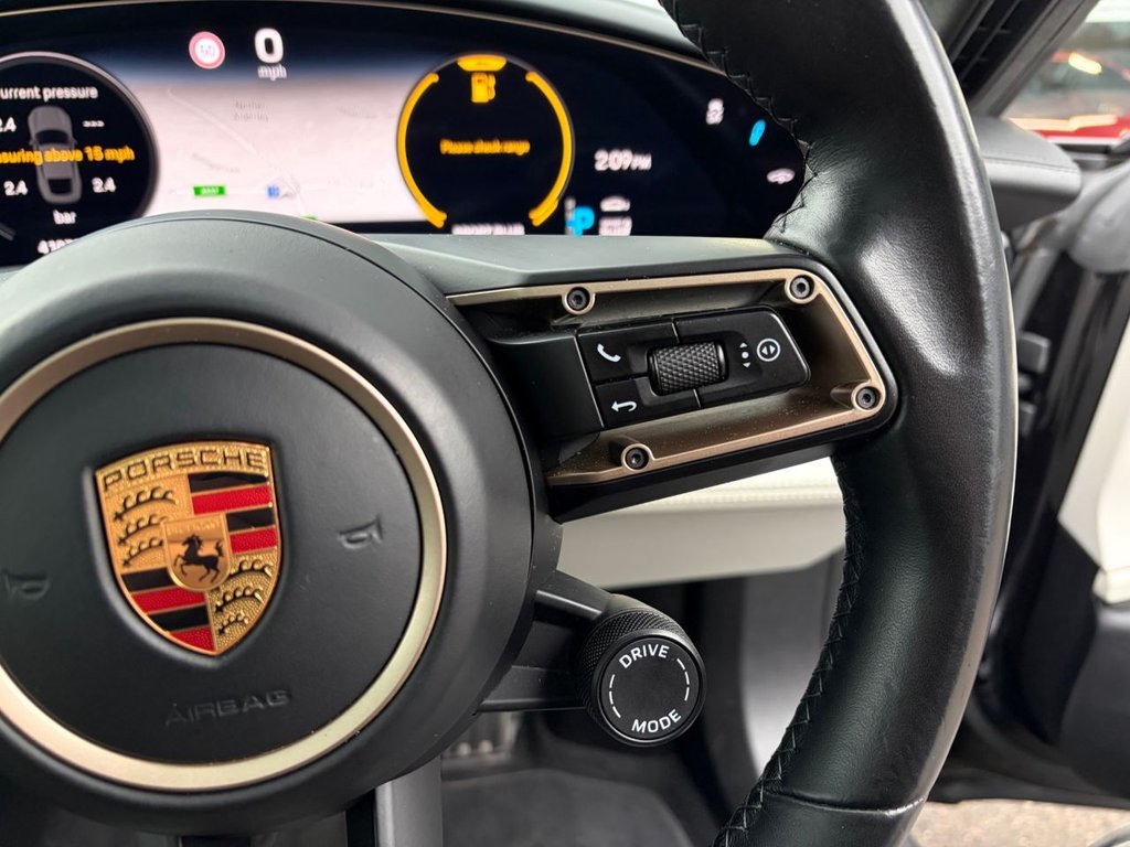 Used Porsche Taycan 2020 for sale - 77288341: Photo 45