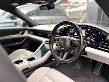 Used Porsche Taycan 2020 for sale - 77288341: Photo