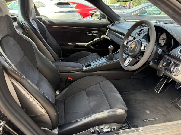 Used Porsche 718 Cayman 2020 for sale - 75548601: Photo 31