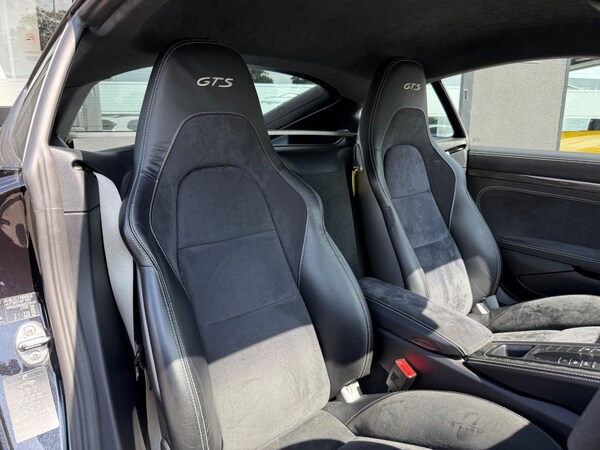 Used Porsche 718 Cayman 2020 for sale - 75548601: Photo 32