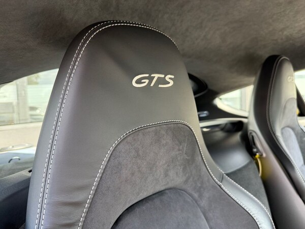 Used Porsche 718 Cayman 2020 for sale - 75548601: Photo 33
