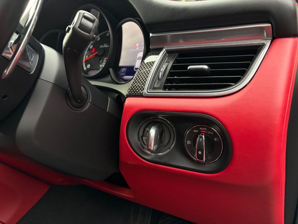 Used Porsche Macan 2017 for sale - 76883509: Photo 41