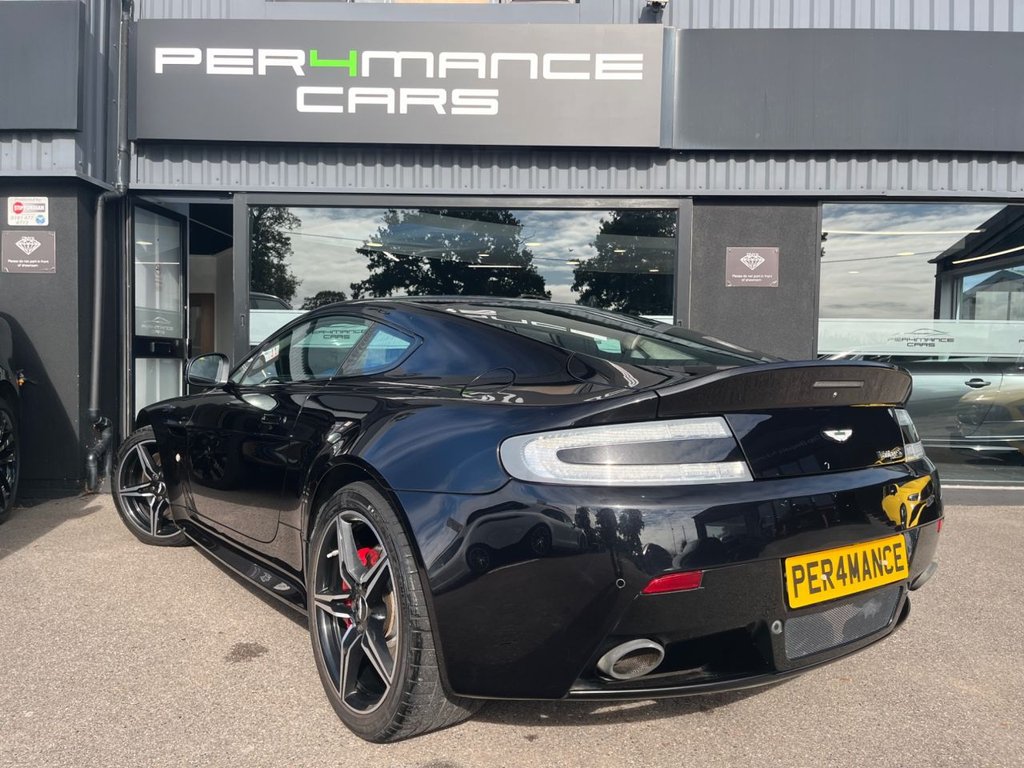 Used Aston Martin Vantage 2017 for sale - 76185602: Photo 21