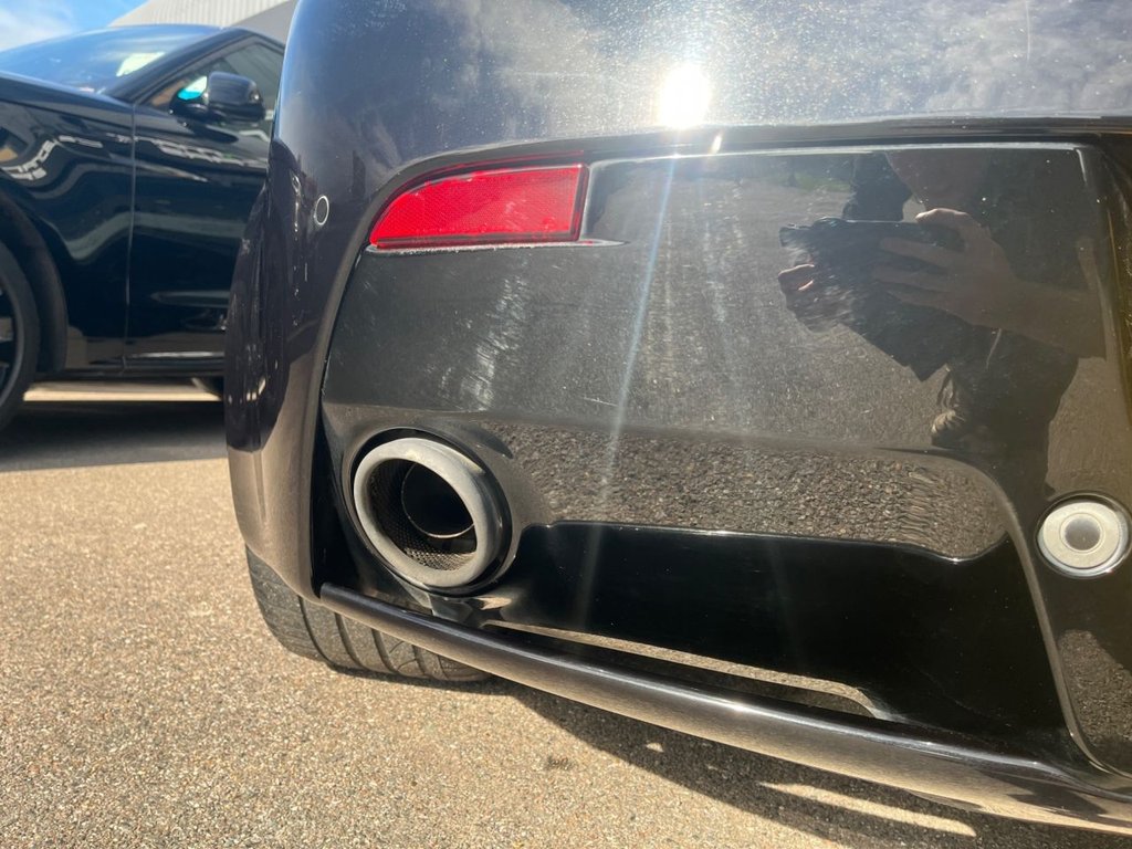 Used Aston Martin Vantage 2017 for sale - 76185602: Photo 28