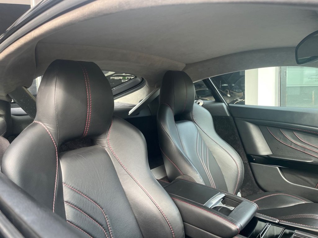 Used Aston Martin Vantage 2017 for sale - 76185602: Photo 50