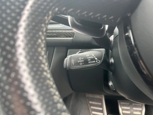 Used Audi RS6 Avant 2015 for sale - 76235702: Photo 38
