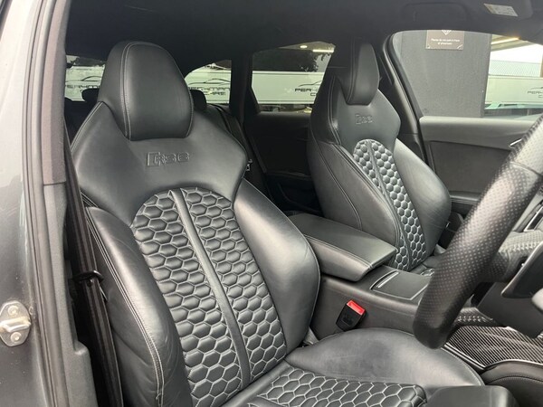 Used Audi RS6 Avant 2015 for sale - 76235702: Photo 40