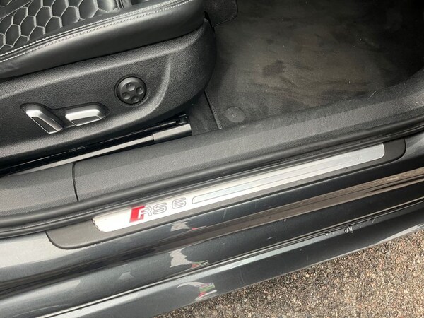 Used Audi RS6 Avant 2015 for sale - 76235702: Photo 44