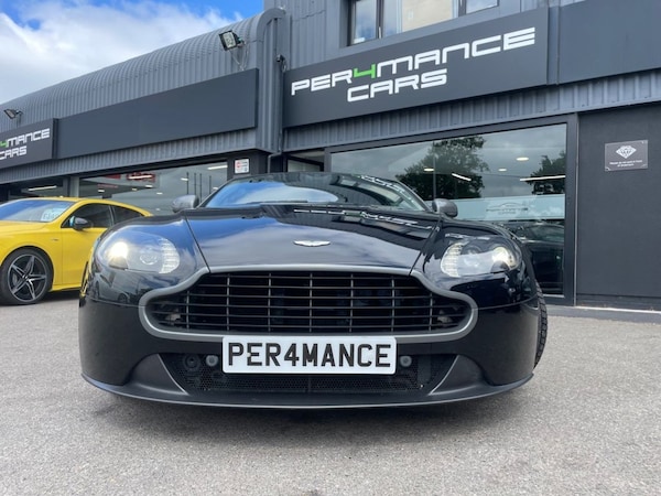 Used Aston Martin Vantage 2014 for sale - 74685155: Photo 11