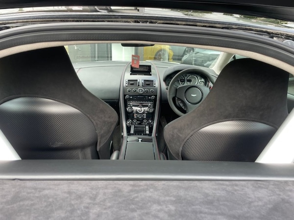 Used Aston Martin Vantage 2014 for sale - 74685155: Photo 30