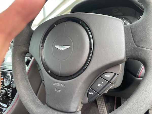 Used Aston Martin Vantage 2014 for sale - 74685155: Photo 35