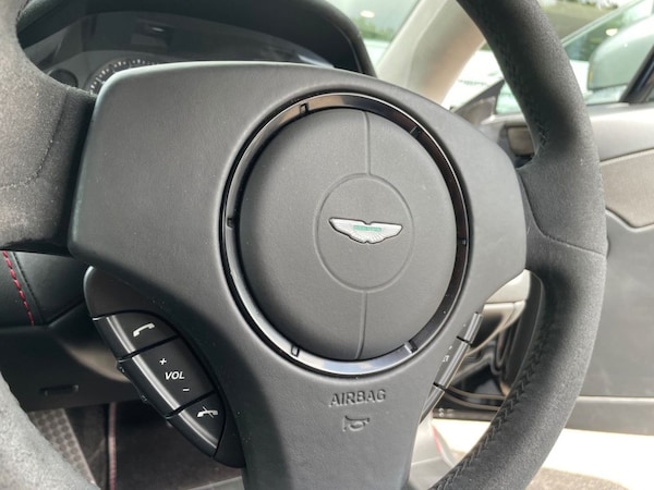 Used Aston Martin Vantage 2014 for sale - 74685155: Photo 37