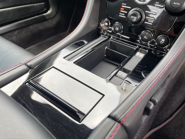 Used Aston Martin Vantage 2014 for sale - 74685155: Photo 42