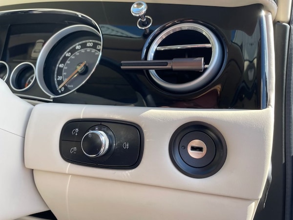 Used Bentley Flying Spur 2015 for sale - 75692822: Photo 17