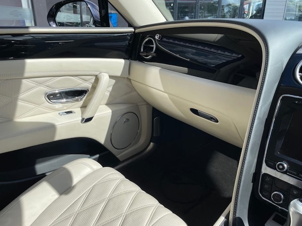 Used Bentley Flying Spur 2015 for sale - 75692822: Photo 25